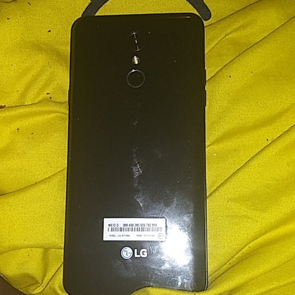 Cell phome - Picture 2 of 3